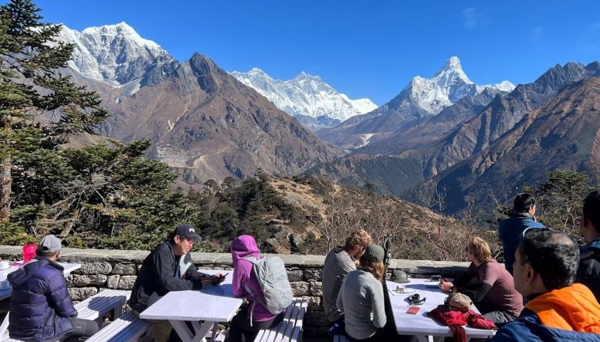 Mt:Everest and Mt:Ama Dablam