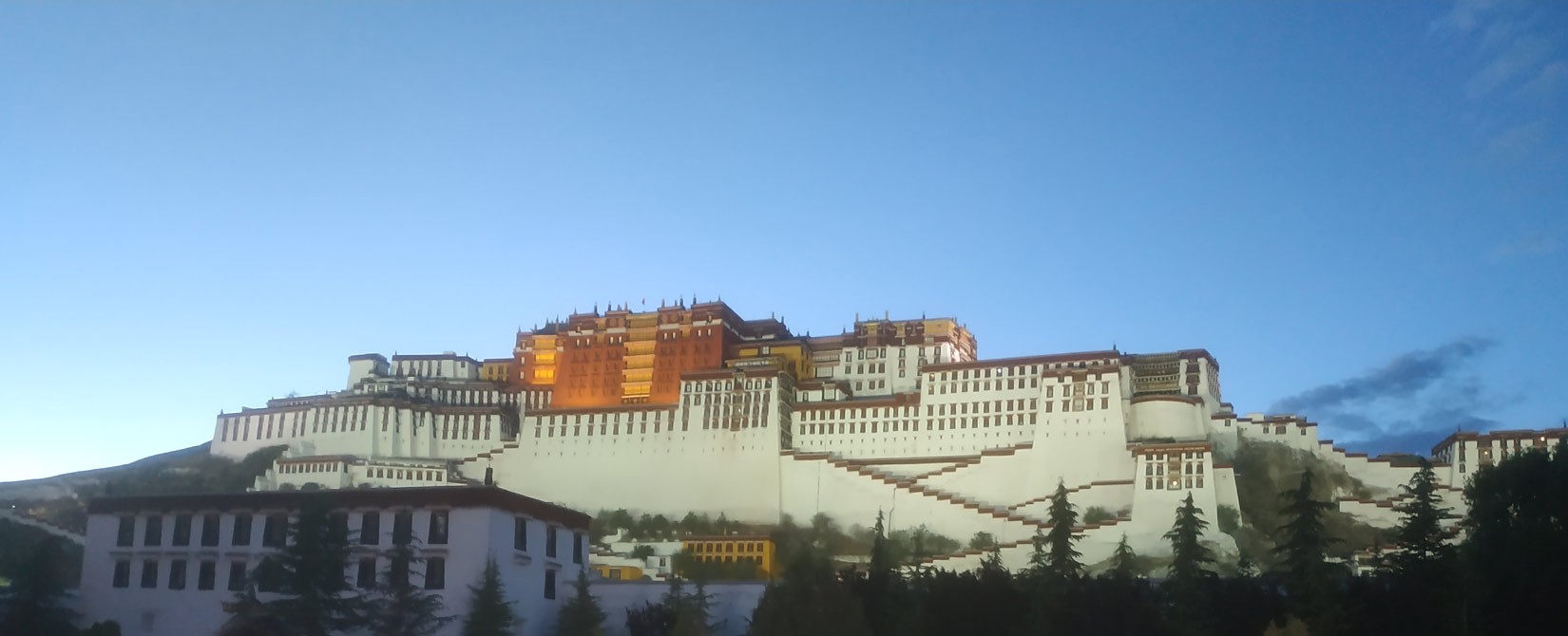 Potala place Buddhist monastery  in lhasa 