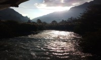 Marshangdi River on the way to circuit 