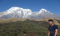 on the way to High camp of Mardi trek 