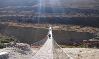 Suspension bridge on the way to Yak kharkha 