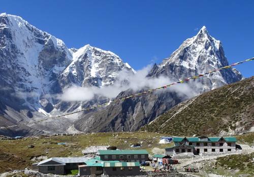 Everest Chola Pass Trek